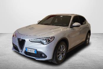 ALFA ROMEO Stelvio 2.2 turbodiesel 190cv at8 q4 super business ( bixeno - active cruise - navi - mirror - pdc - telecamera post. - cerchi 18 )
