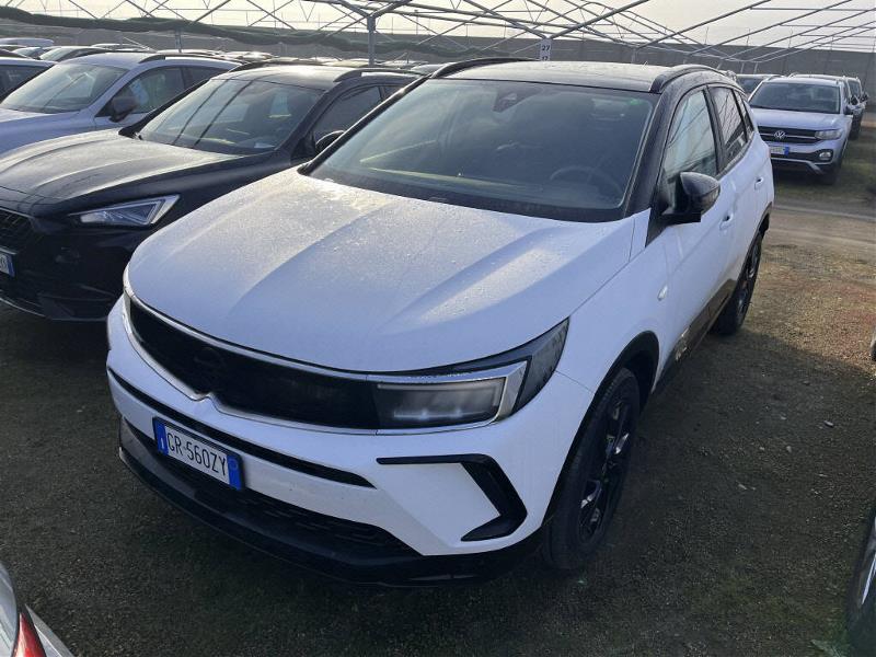 OPEL Grandland 1.5 diesel ecotec 131cv aut. gs ( cockpit - navi - pdc - fari led - tetto bicolore ) 