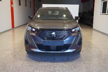 PEUGEOT 2008 1.2 puretech 100cv 6m. ses allure pack ( fari led - i-cockpit - cruise - mirror - sensori post. - telecamera post. - cerchi 17 ) km 30000